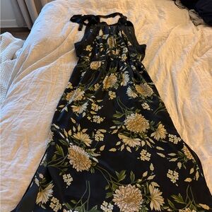 BCBGeneration black and floral Dress